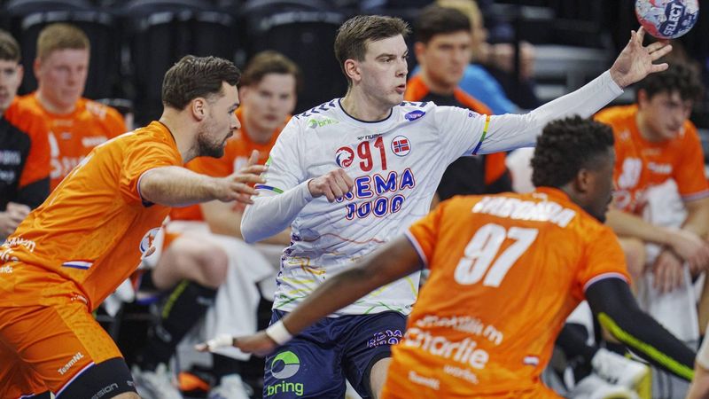 epa12838649 Norway's Patrick Helland Anderson (C) in action during the Golden League match Netherlands against Norway in Copenhagen, Denmark, 21 March 2026.  EPA/Liselotte Sabroe  DENMARK OUT