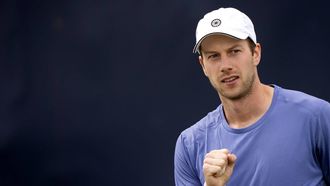 ROSMALEN - Botic van de Zandschulp (NED) in actie tegen Mackenzie McDonald (USA) op de vierde dag van het Libema Open tennis toernooi in Rosmalen. ANP SANDER KONING