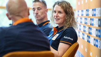 ARNHEM - Chefs de mission Ireen Wust en Jetze Plat tijdens een presentatie van sportkoepel NOC*NSF op Papendal. Tijdens de bijeenkomst stonden plannen rond de Olympische Spelen en de Paralympische Spelen in Los Angeles in 2028 centraal. JEROEN JUMELET/ ANP