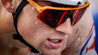 GLASGOW - Mathieu van der Poel tijdens de wegrace mannen op de vierde dag van het wereldkampioenschappen wielrennen. De Schotse stad is van 3 tot en met 13 augustus het toneel van een wereldkampioenschap met meerdere fiets disciplines. ANP ROBIN VAN LONKHUIJSEN