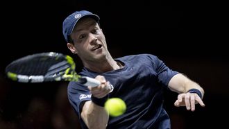 ROTTERDAM - Botic van de Zandschulp in actie tegen Jannik Sinner (ITA) op de derde dag van het tennistoernooi ABN AMRO Open in Ahoy. ANP SANDER KONING
