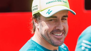 epa13115311 Aston Martin driver Fernando Alonso of Spain arrives at the race track in Francorchamps, Belgium, 16 July 2026. The 2026 Formula 1 Belgian Grand Prix is held at the Circuit de Spa-Francorchamps race track on 19 July 2026.  EPA/OLIVIER MATTHYS