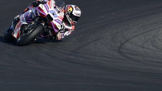 2023-11-25 15:04:29 Ducati Spanish rider Jorge Martin competes in the sprint race of the MotoGP Valencia Grand Prix at the Ricardo Tormo racetrack in Cheste, on November 25, 2023. 
JOSE JORDAN / AFP