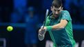 2023-11-16 18:51:02 epa10978530 Novak Djokovic of Serbia in action during his round robin match against Hubert Hurkacz of Poland at the Nitto ATP Finals tennis tournament in Turin, Italy, 16 November 2023.  EPA/Alessandro Di Marco