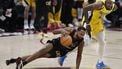 epa12098084 Cleveland Cavaliers center Evan Mobley (L) loses his balance as Indiana Pacers forward Pascal Siakam (R) of Cameroon defends during the first half of the NBA Playoffs Eastern Conference Semifinals game five between the Indiana Pacers and the Cleveland Cavaliers in Cleveland, Ohio, USA, 13 May 2025.  EPA/DAVID MAXWELL  SHUTTERSTOCK OUT