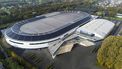 HEERENVEEN - Dronefoto van het exterieur van Thialf. Nederlandse topschaatsers hebben in een brief aan de Rijksoverheid gepleit voor een financiele bijdrage van 20 miljoen euro voor het schaatsstadion. Het geld is nodig voor onderhoud en de aanschaf van nieuwe apparatuur in Thialf dat al jaren met financiele problemen kampt. ANP VINCENT JANNINK