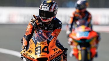 ASSEN - Zonta van den Goorbergh (NED) op zijn Kalex tijdens de Moto2 training voorafgaand aan de 95e editie van de TT van Assen. VINCENT JANNINK / ANP