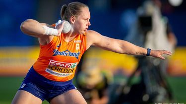 BIRMINGHAM - Jessica Schilder tijdens de finale kogelstoten op de EK atletiek. Het is voor het eerst dat de Europese Kampioenschappen georganiseerd worden in Groot-Brittannië. IRIS VAN DEN BROEK / ANP