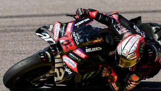 epa13104601 Italian MotoGP rider Marco Bezzecchi of Aprilia Racing during the free practice of the motorcycling Grand Prix of Germany at the Sachsenring racing circuit in Hohenstein-Ernstthal, Germany, 11 July 2026. The Motorcycling Grand Prix of Germany takes place on 12 July.  EPA/FILIP SINGER
