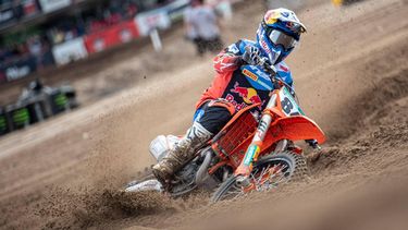 Dutch rider Jeffrey Herlings competes during the motocross MXGP Grand Prix Flanders, race 15/20 of the FIM Motocross World Championship, in Lommel on August 3, 2025. 
JONAS ROOSENS / Belga / AFP