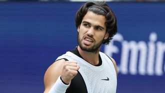 Spain's Carlos Alcaraz reacts as he plays USA's Tommy Paul in their men's singles round of 16 tennis match on day eight of the US Open tennis tournament at the USTA Billie Jean King National Tennis Center in New York on September 6, 2026. to
TIMOTHY A. CLARY / AFP