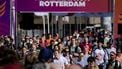 ROTTERDAM - Hardlopers tijdens de start van de 45e editie van de Marathon van Rotterdam. De wedstrijd geldt tevens als Nederlands kampioenschap. ROBIN VAN LONKHUIJSEN / ANP