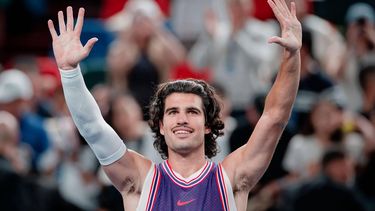epa13294061 Carlos Alcaraz of Spain celebrates after winning his Men's Singles match against Juan Manuel Cerundolo of Argentina at the Shanghai Masters tennis tournament in Shanghai, China, 10 October 2026.  EPA/ALEX PLAVEVSKI