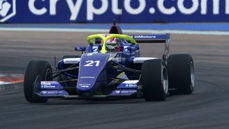 2022-05-07 14:41:32 epa09933613 British W Series driver Jessica Hawkins in action during the W Series race at the Formula One Grand Prix​ of Miami at the Miami International Autodrome in Miami Gardens, Florida, USA, 08 May 2022.  EPA/GREG NASH