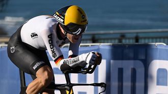 epa10192937 Michel Hessmann of Germany in action during the Men’s Under 23 Time Trial during the 2022 UCI Road World Championships in Wollongong, south of Sydney, Australia, 19 September 2022.  EPA/DEAN LEWINS  AUSTRALIA AND NEW ZEALAND OUT