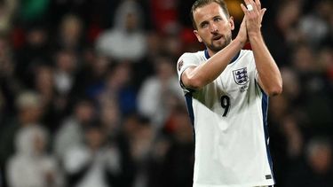 England's striker #09 Harry Kane applauds the fans after being substituted off during their UEFA Nations League, League B - Group 2, first leg football match between England and Finland at Wembley Stadium in London on September 10, 2024.  
JUSTIN TALLIS / AFP