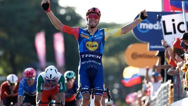 Lidl - Trek Italian rider Jonathan Milan celebrates as he crossing the finish line to win the 21th stage of the Giro d'Italia 2026 - Tour of Italy cycling race of 131km from Rome to Rome, Italy, on May 31, 2026. 
Luca Bettini / AFP