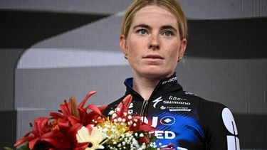 Second-placed FDJ-SUEZ team's Dutch rider Demi Vollering celebrates on the podium for the fourth edition of the Women's Tour de France cycling race at the end of the 9th and final stage (out of 9) 124.1 km from Praz-sur-Arly to Chatel, in Chatel, eastern France on August 3, 2025. 
JULIEN DE ROSA / AFP