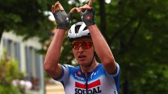 Winner Team Soudal-Quick Step's Belgian rider Tim Merlier celebrates the victory on the finish line of the 3rd stage of the 107th Giro d'Italia cycling race, 166 km between Novara and Fossano, on May 6, 2024 in Fossano.  
Luca Bettini / AFP