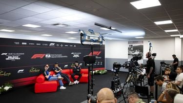 SPA - Max Verstappen (Red Bull Racing), Alexander Albon (Williams) en Esteban Ocon (Haas) tijdens een persconferentie op het circuit van Spa-Francorchamps in aanloop naar de Grote Prijs van België. SEM VAN DER WAL / ANP