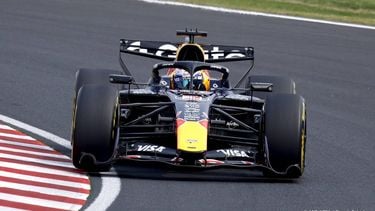 epa12858319 Red Bull Racing driver Max Verstappen of Netherlands in action during the Formula 1 Japanese Grand Prix at the Suzuka International Racing Course racetrack in Suzuka, Japan, 29 March 2026.  EPA/FRANCK ROBICHON