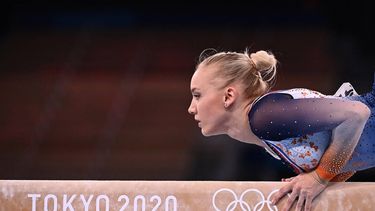 Netherlands' Lieke Wevers compete in the artistic gymnastics balance beam event of the women's qualification during the Tokyo 2020 Olympic Games at the Ariake Gymnastics Centre in Tokyo on July 25, 2021. 
Loic VENANCE / AFP