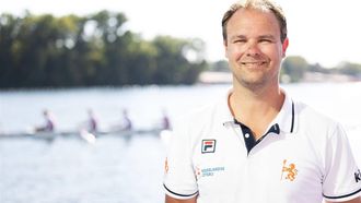 BELGRADO - Bondscoach Eelco Meenhorst op de achtste en laatste dag van de wereldkampioenschappen roeien in de Servische hoofdstad Belgrado. ANP IRIS VAN DEN BROEK