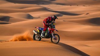 Monster Energy Honda Team's Chilean biker Pablo Quintanilla competes during Stage 2 of the Dakar Rally 2024, between Al Henakiyah and Al Duwadimi, Saudi Arabia, on January 7, 2024. 
PATRICK HERTZOG / AFP