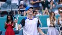 epa11250329 Jannik Sinner of Italy celebrates his victory against Daniil Medvedev of Russia during the semifinals of the 2024 Miami Open tennis tournament at the Hard Rock Stadium in Miami, Florida, USA, 29 March 2024.  EPA/CRISTOBAL HERRERA-ULASHKEVICH