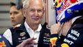 DOHA - Helmut Marko in gesprek met Max Verstappen (Red Bull Racing) voorafgaand aan de vrije training op het Lusail International Circuit, in aanloop naar de Qatar Grand Prix. ANP SANDER KONING