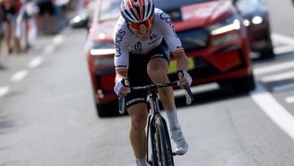 epa10743961 Spanish rider Ion Izagirre of team Cofidis on his way to win the 12th stage of the Tour de France 2023, a 168.8km race from Roanne to Belleville-en-Beaujolais, France, 13 July 2023.  EPA/MARTIN DIVISEK