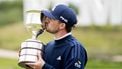 BADHOEVEDORP - De Schot Connor Syme is de winnaar van de 105e editie van het KLM Open golftoernooi en kust zijn trofee bij golfclub The International. ANP SANDER KONING
