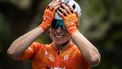 Dutch rider Demi Vollering celebrates as she wins the women 2025 UEC European road cycling championship, around Valence, on October 4, 2025. 
JEFF PACHOUD / AFP