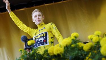 2023-07-26 17:01:47 Jumbo-Visma's Danish rider Jonas Vingegaard, winner of the 2023 edition of the Tour de France, greets fans during celebrations at the Tivoli amusement park in Copenhagen, Denmark, on July 26, 2023. Denmark's Jonas Vingegaard of the Jumbo-Visma team won his second successive Tour de France on July 23, 2023 after Jordi Meeus claimed the final stage honours on the Champs-Elysees in Paris. He crossed the finish line after the 21-day race 7min 29sec ahead of Slovenia's Tadej Pogacar, the champion in 2020 and 2021.

Liselotte Sabroe / Ritzau Scanpix / AFP