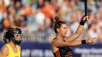 2023-06-08 20:01:18 EINDHOVEN - Frederique Matla van Nederland in actie tegen Australie tijdens een groepswedstrijd in de FIH Pro League hockey dames. ANP SANDER KONING