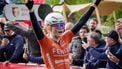 epa12049499 First placed Dutch rider Puck Pieterse of team Fenix-Deceuninck crosses the finish line to win the La Fleche Wallonne one-day cycling classic race for Elite Women over 140,7 km from Huy to Huy, Belgium, 23 April 2025.  EPA/OLIVIER MATTHYS