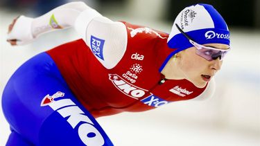 HEERENVEEN - Joy Beune tijdens de 1500 meter op de eerste dag van het World Cup kwalificatietoernooi schaatsen in Thialf. ANP VINCENT JANNINK