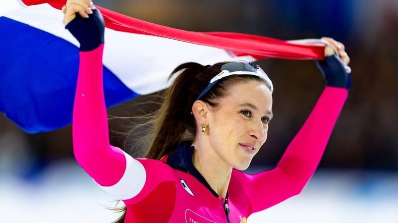 HEERENVEEN - Suzanne Schulting in actie op de 1000 meter sprint tijdens de tweede en laatste dag van het NK Allround & Sprint. IRIS VAN DEN BROEK / ANP