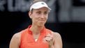 DEN BOSCH - Elise Mertens (BEL) na haar gewonnen partij tegen Ekaterina Alexandrova (RUS) tijdens de halve finale van het Libema Open. Het tennistoernooi vindt plaats in in het Autotron van Rosmalen. ANP SANDER KONING