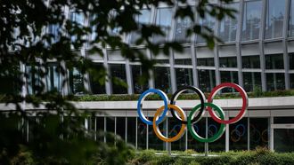 2020-06-08 15:45:51 A picture taken on June 8, 2020 shows the Olympic rings logo at the entrance of the headquarters of the International Olympic Committee (IOC) in Lausanne amid the COVID-19 crisis, caused by the novel coronavirus. The International Olympic Committee (IOC) Executive Board will meet remotely by videoconference on June 10, 2020 to report on the Tokyo 2020 and Paris 2024 Olympics.
Fabrice COFFRINI / AFP