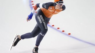 epa11156358 Irene Schouten of the Netherlands competes in the Women's 3000m event at the ISU World Speed Skating Single Distances Championships in Calgary, Canada, 15 February 2024.  EPA/TODD KOROL