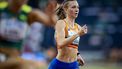 2023-08-21 19:15:45 BOEDAPEST - Femke Bol in actie op de 400 meter horden tijdens de derde dag van de wereldkampioenschappen atletiek. ANP ROBIN VAN LONKHUIJSEN
