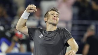 epa12781931 Tallon Griekspoor of Netherlands celebrates winning his Men's Singles semi-final match against Andrey Rublev of Russia at the Dubai Tennis ATP Championships 2026 in Dubai, United Arab Emirates, 27 February 2026.  EPA/ALI HAIDER