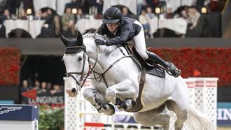 epa12642878 Kim Emmen (Netherlands) rides Imagine N.O.P. during the jump-off of the FEI Jumping World Cup of the CHI Classics Basel international horse show in Basel, Switzerland, 11 January 2026.  EPA/GEORGIOS KEFALAS
