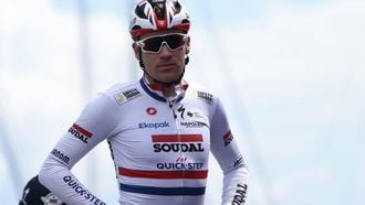 Soudal Quick-Step's British rider Ethan Hayter is pictured on stage before the 8th stage of the 108th Giro d'Italia cycling race of 197kms from Giulianova to Castelraimondo on May 17, 2025. 
Luca Bettini / AFP