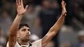 Spain's Carlos Alcaraz celebrates his victory over Hungary's Fabian Marozsan during their men's singles match on day 4 of the French Open tennis tournament on Court Philippe-Chatrier at the Roland-Garros Complex in Paris on May 28, 2025. 
JULIEN DE ROSA / AFP