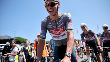 epa12240598 Dutch rider Mathieu Van Der Poel of Alpecin - Deceuninck team before the start of the 11th stage of the Tour de France cycling race over 156.8km around Toulouse, France, 16 July 2025.  EPA/CHRISTOPHE PETIT TESSON