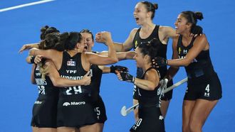 epa13195596 Players of Argentina react during Semi Final Women match Belgium vs Argentina of the FIH Hockey World Cup 2026 in Wavre, Belgium, 27 August 2026.  EPA/OLIVIER HOSLET