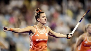 MONCHENGLADBACH - Frédérique Matla van Nederland tegen Duitsland tijdens een poulefase wedstrijd op het EK Hockey in het HockeyPark stadion. ANP ROBIN VAN LONKHUIJSEN