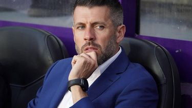 Real Valladolid's Uruguayan coach Paulo Pezzolano looks on during the Spanish league football match between Real Valladolid FC and Club Atletico de Madrid at the Jose Zorilla stadium in Valladolid on April 30, 2023. 
CESAR MANSO / AFP